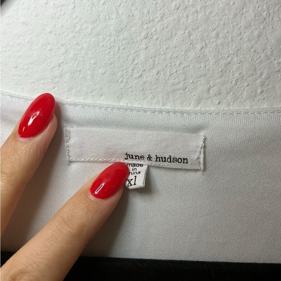 June & Hudson White Lace Floral Ruched Blouse - Picture 4 of 4